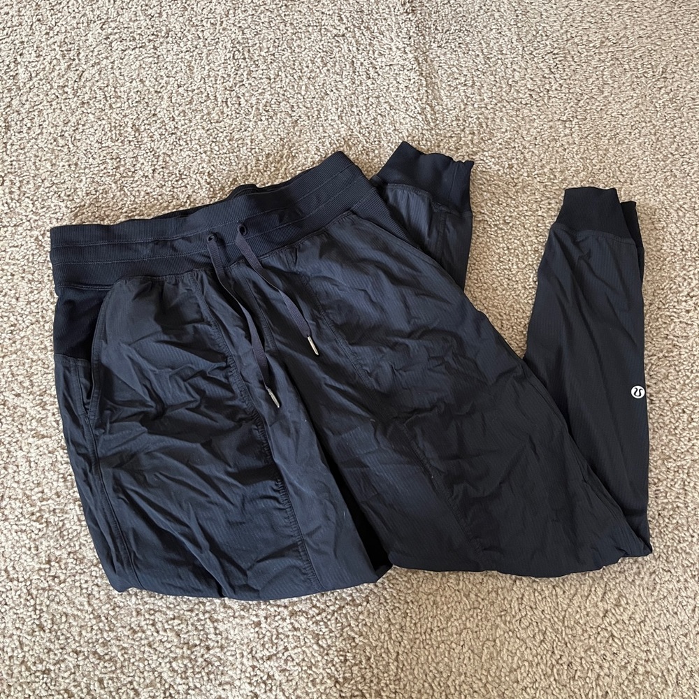 Lululemon dance studio jogger